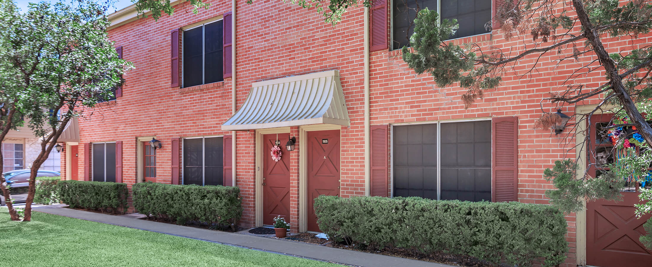 New England Village Apartments in San Antonio, TX